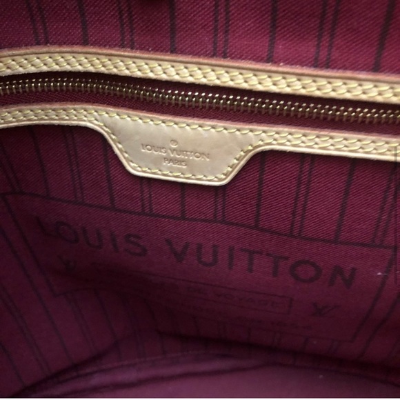 Authentic Louis Vuitton Neverfull MM - Picture 11 of 16